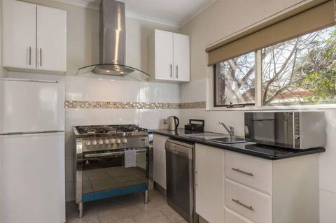 COMFORT INN COACH AND BUSHMANS - Accommodation Mooloolaba 5