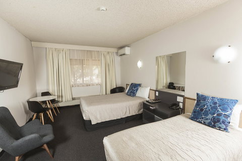 Belconnen Way Motel And Serviced Apartments - Accommodation Mooloolaba 0