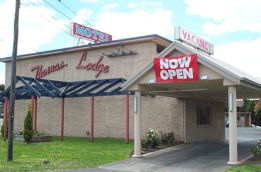 Hallam VIC Accommodation Mooloolaba