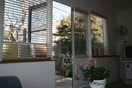 Quinton House - Accommodation Mooloolaba 2