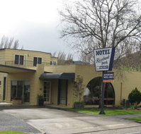 Riverbank Park Motel - Accommodation Mooloolaba