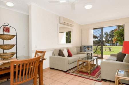 Cayman Quays - Accommodation Mooloolaba