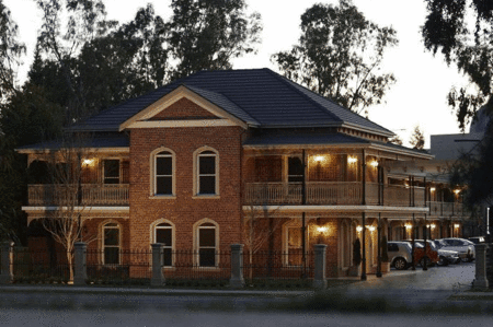Carlyle Suites  Apartments - Accommodation Mooloolaba