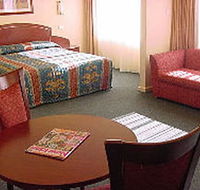 Embassy Motel - Accommodation Mooloolaba