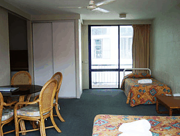 Club Surfers - Accommodation Mooloolaba 1