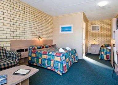 Econo Lodge Fraser Gateway - Accommodation Mooloolaba 0