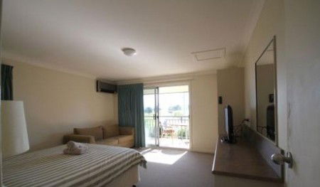 Araluen Motor Lodge - Accommodation Mooloolaba 2