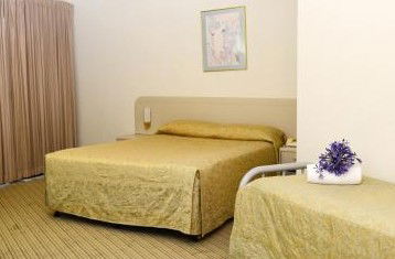 Motel 10 Motor Inn - Accommodation Mooloolaba 1