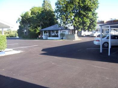 Colonial Court Motor Inn - Accommodation Mooloolaba 3