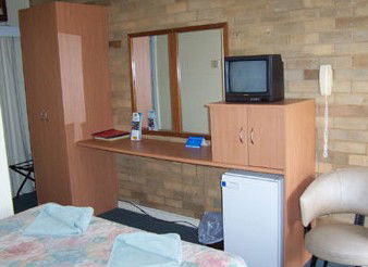 Governors Hill Motel - Accommodation Mooloolaba 2