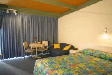 Kingfisher Motel - Accommodation Mooloolaba 0