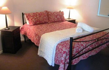 Clarks Beach Apartment - Accommodation Mooloolaba 4