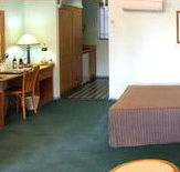 Young Federation Motor Inn - Accommodation Mooloolaba