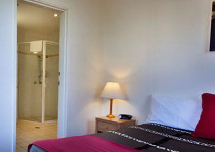 Toronto NSW Accommodation Mooloolaba