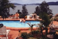 Galway Downs Lakeside Country House - Accommodation Mooloolaba