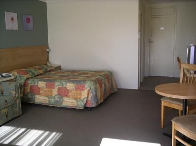 Country Comfort Orange - Accommodation Mooloolaba 4