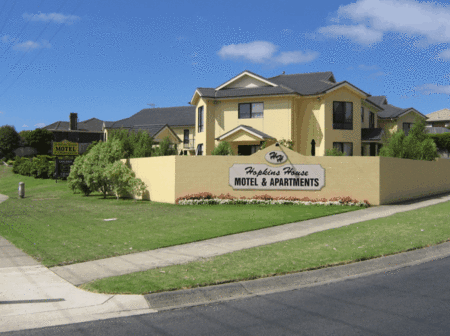 Hopkins House Motel & Apartments - Accommodation Mooloolaba 3