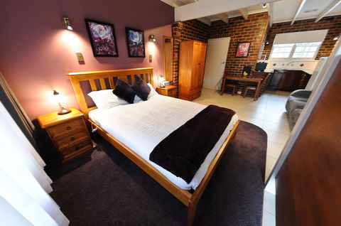 Greenvale Holiday Units - Accommodation Mooloolaba 4