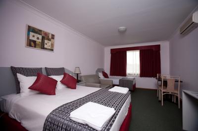 Hume Villa Motor Inn - Accommodation Mooloolaba 2