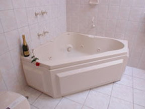 Hume Villa Motor Inn - Accommodation Mooloolaba 4