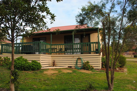 Lakes Entrance Country Cottages - Accommodation Mooloolaba 2