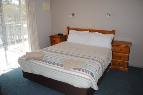 Lakes Entrance Country Cottages - Accommodation Mooloolaba 4