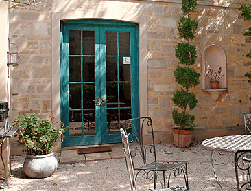 Mallyons Executive Villas - Accommodation Mooloolaba