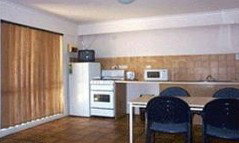 Alice Tourist Apartments - Accommodation Mooloolaba 2