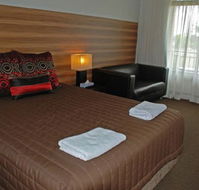 Red Cedars Motel - Accommodation Mooloolaba