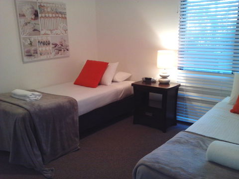 Outrigger Bay Apartments - Accommodation Mooloolaba 8