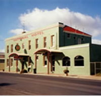 National Hotel - Accommodation Mooloolaba