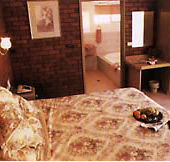 Colonial Motor Lodge - Accommodation Mooloolaba