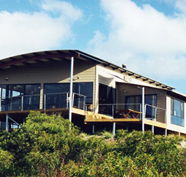 Saar Beach House - Accommodation Mooloolaba