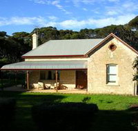 Dudley Villa - Accommodation Mooloolaba