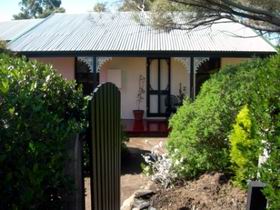 Jasmine's Cottage - Accommodation Mooloolaba 0