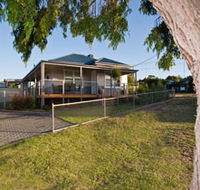 Serenity Holiday House - Accommodation Mooloolaba