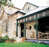 Water Bay Villa Bed and Breakfast - Accommodation Mooloolaba