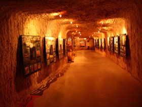 Umoona Opal Mine - Accommodation Mooloolaba 0