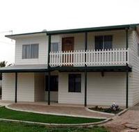 Louth Bay Holiday Apartment - Accommodation Mooloolaba