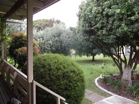 Yates Cottage - Accommodation Mooloolaba 0