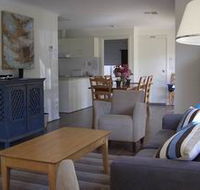 Saltaire Yellow - Accommodation Mooloolaba