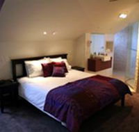 Merlot  Verdelho - Accommodation Mooloolaba