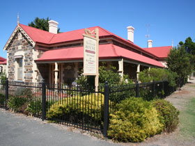 Trafalgar On The Strand - Accommodation Mooloolaba 0