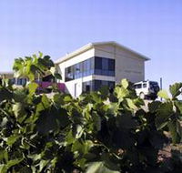 Mt Surmon Wines The Retreat - Accommodation Mooloolaba