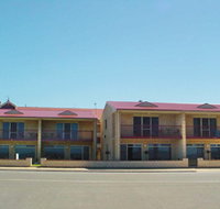 Tumby Bay Hotel Seafront Apartments - Accommodation Mooloolaba