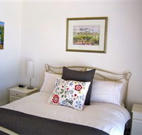 ArtWine Cottages - Accommodation Mooloolaba