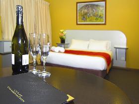 Victoria Hotel - Strathalbyn - Accommodation Mooloolaba 0
