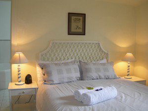 Ruby's Robe Cottage - Accommodation Mooloolaba 1