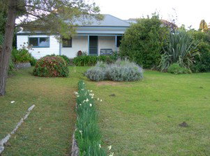 Ruby's Robe Cottage - Accommodation Mooloolaba 3