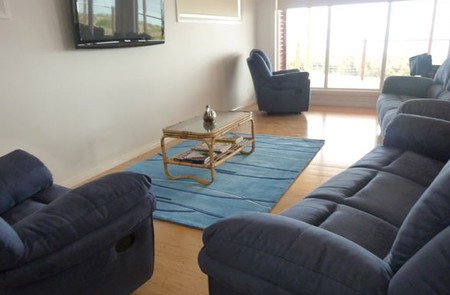 Lincoln View Holiday Home - Accommodation Mooloolaba 4